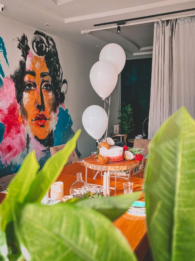 Sharz Hotel Бурайда Екстер'єр фото