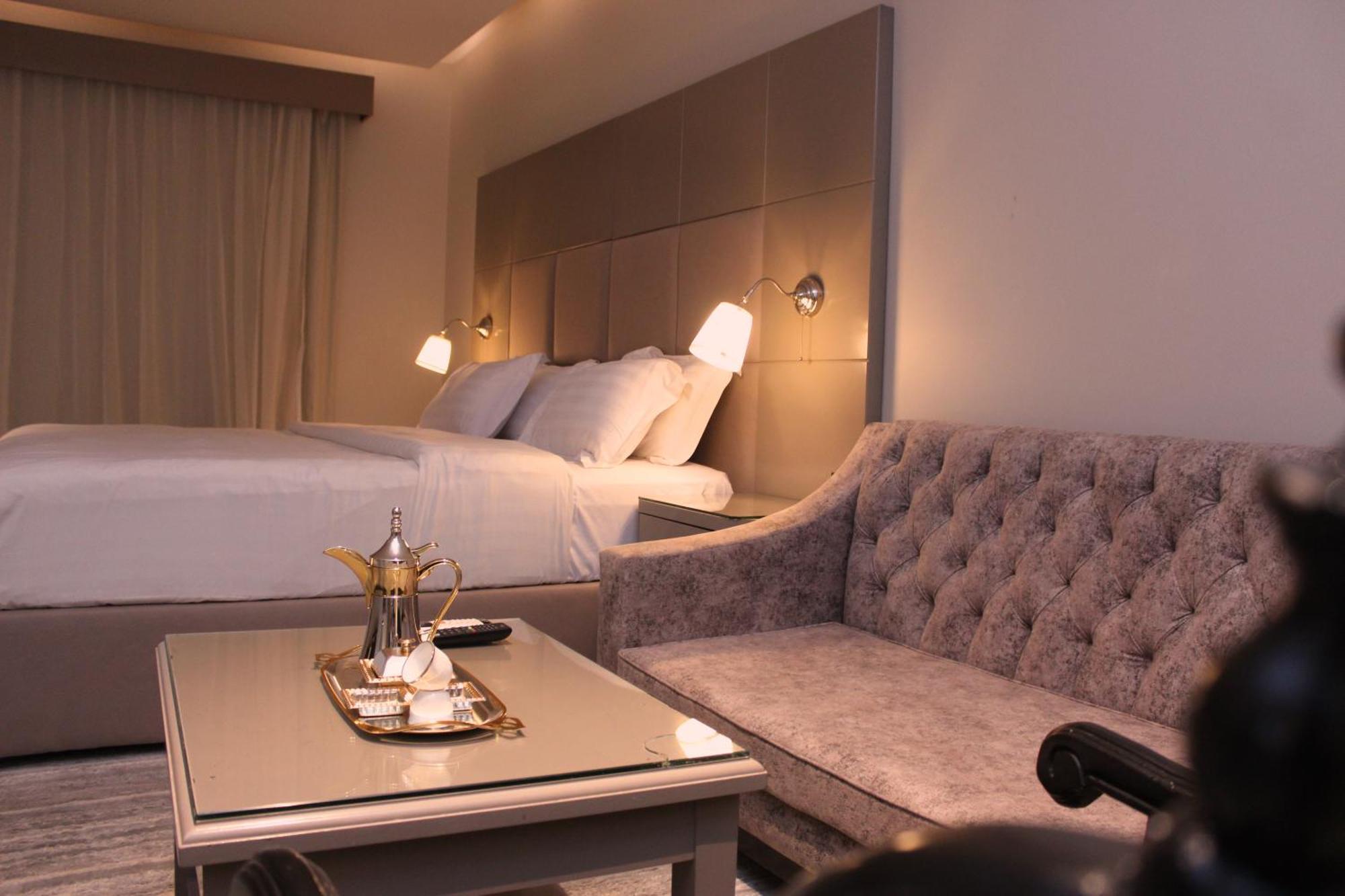 Sharz Hotel Бурайда Екстер'єр фото