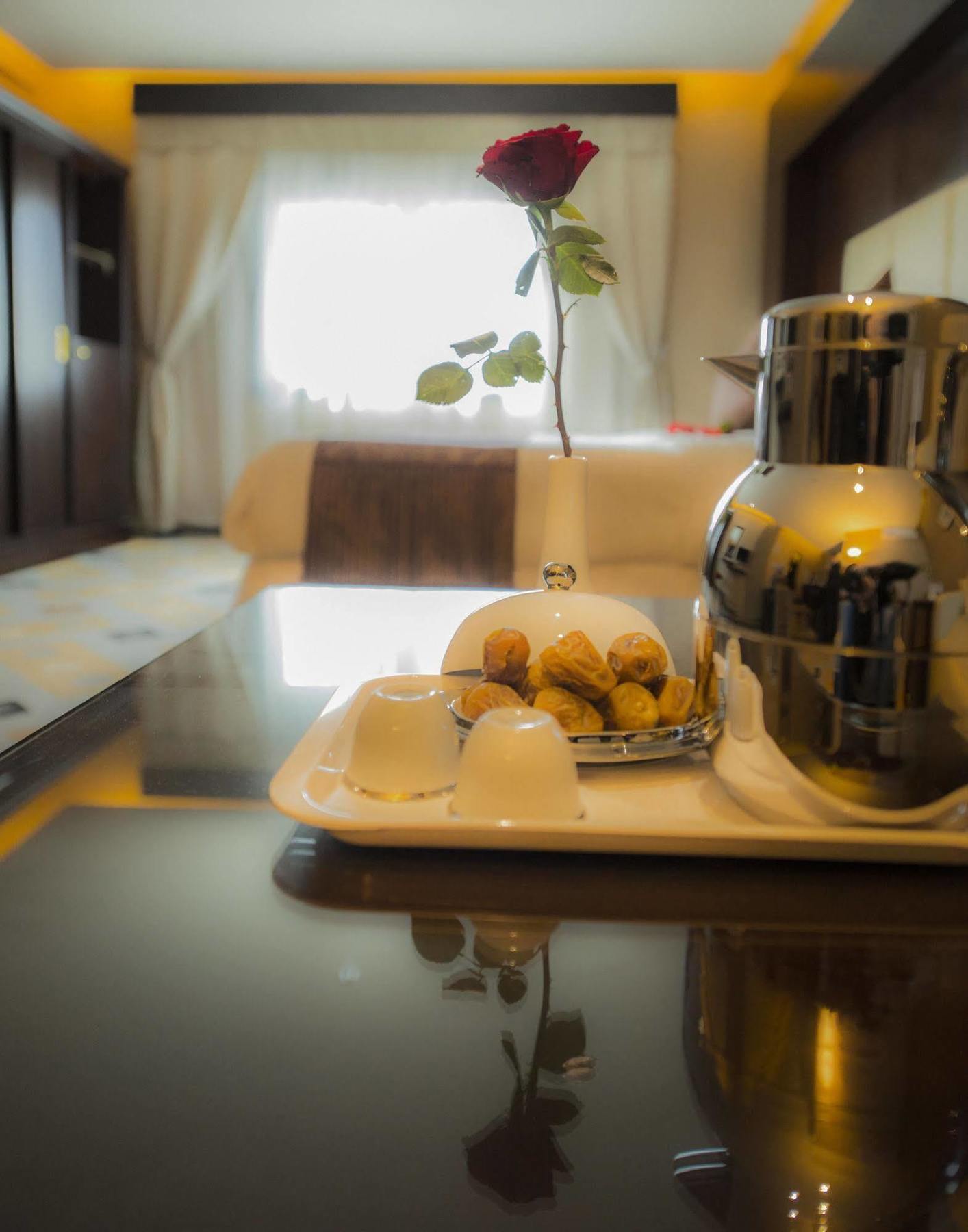 Sharz Hotel Бурайда Екстер'єр фото